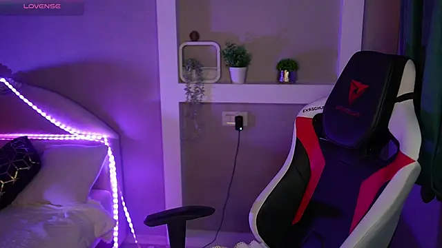 LisaElfy online show from 13, 2, 2026