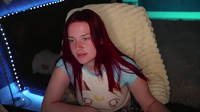 LisaElfy online show from 13, 4, 2026