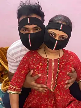 Snapshot of mickey_love chatting on 2, 3, 2025 mickey love online show from 2, 3, 2025