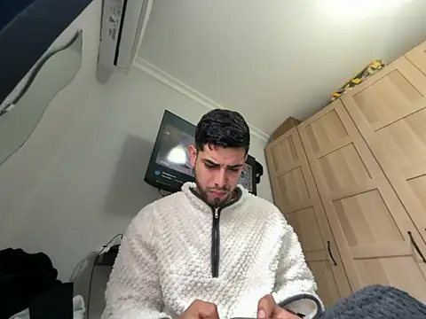 Snapshot of Chicos_defiesta chatting on 22, 1, 2025 Chicos defiesta online show from 22, 1, 2025