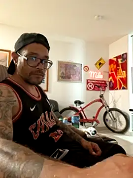 mileflav0r online show from 29, 4, 2026