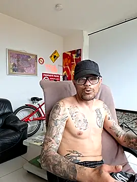 mileflav0r online show from 30, 4, 2026