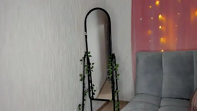 Snapshot of LinaCristonsen chatting on 17, 1, 2025 LinaCristonsen online show from 17, 1, 2025