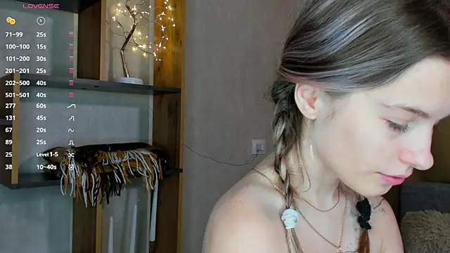 Snapshot of LinaCristonsen chatting on 8, 12, 2024 LinaCristonsen online show from 8, 12, 2024