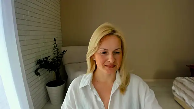 Alicee Gracee online show from 20, 2, 2026