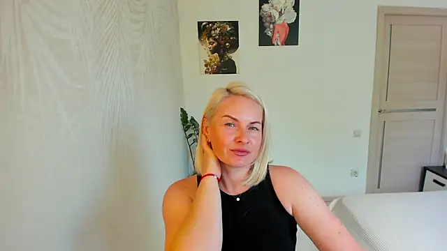 Alicee Gracee online show from 13, 7, 2026