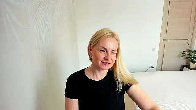 Alicee Gracee online show from 18, 3, 2026