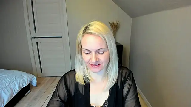 Alicee Gracee online show from 18, 3, 2025