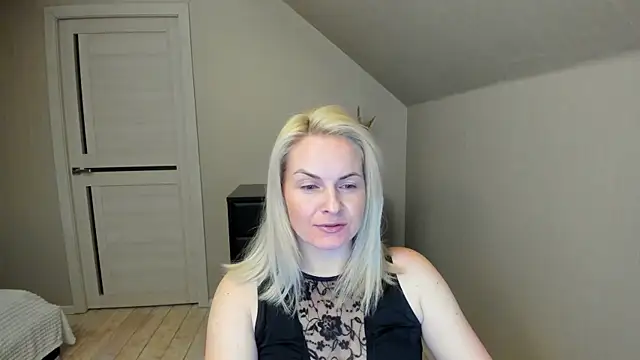 Alicee Gracee online show from 20, 2, 2025