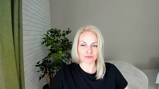 Alicee Gracee online show from 7, 2, 2025