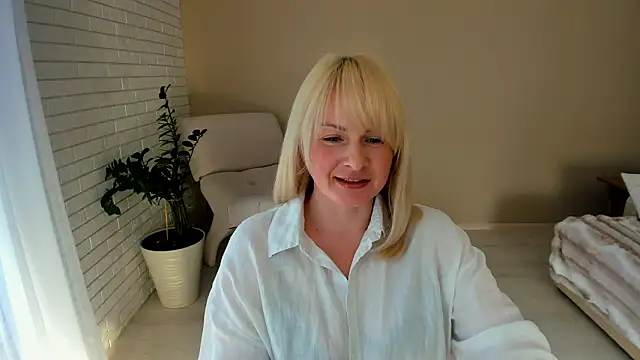 Alicee Gracee online show from 21, 2, 2026