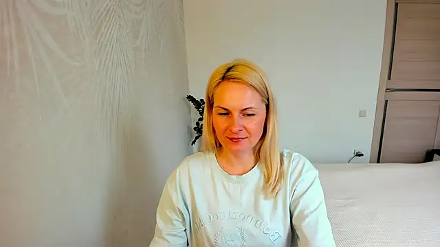 Alicee Gracee online show from 26, 3, 2026