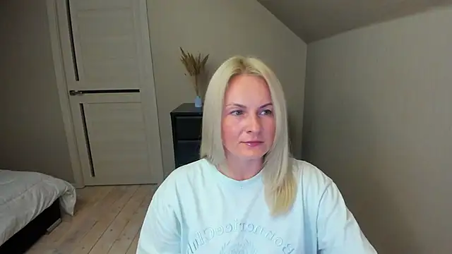 Alicee Gracee online show from 12, 10, 2025