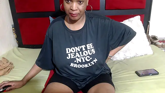 Snapshot of MaximTease24 chatting on 16, 7, 2026 MaximTease24 online show from 16, 7, 2026