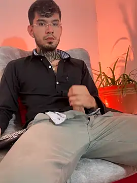 Anthony-Martin online show from 7, 11, 2025