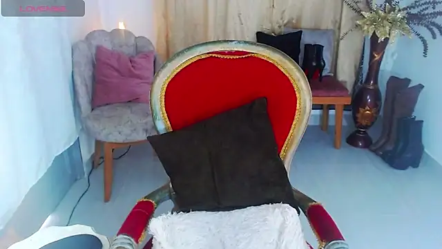 rubyylowell online show from 27, 3, 2026