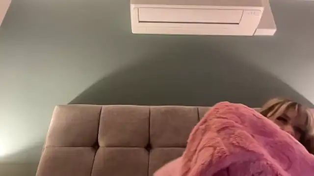 LustfulLuna  online show from 4, 11, 2025