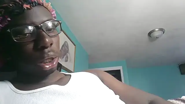 Snapshot of you_like_my_chocolate101 chatting on 8, 10, 2025 you like my chocolate101 online show from 8, 10, 2025