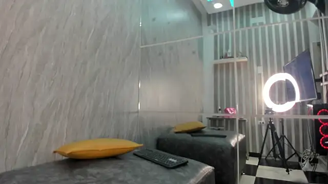 MarieMyller online show from 5, 2, 2025