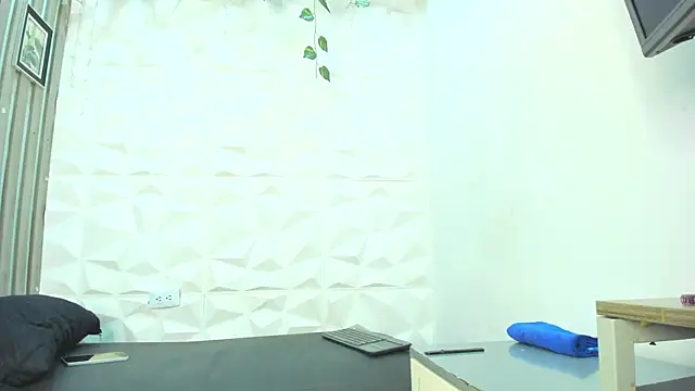 MarieMyller online show from 8, 11, 2025