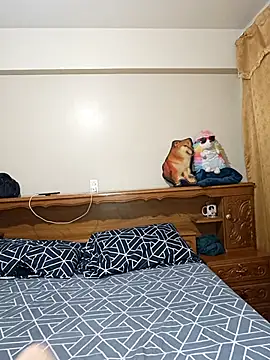 Lucy Chery online show from 24, 10, 2025