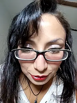Snapshot of Lucy_Chery chatting on 1, 6, 2026 Lucy Chery online show from 1, 6, 2026