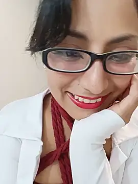 Snapshot of Lucy_Chery chatting on 2, 7, 2026 Lucy Chery online show from 2, 7, 2026
