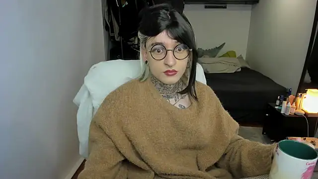 ShiiraVelkor online show from 22, 10, 2025