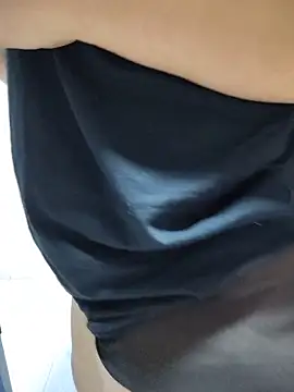 Snapshot of SluttyMilf79 chatting on 23, 5, 2026 SluttyMilf79 online show from 23, 5, 2026