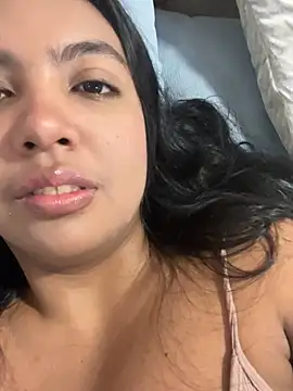 nicole fisherr online show from 22, 4, 2026