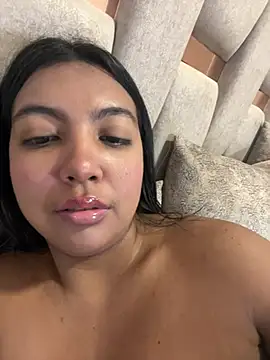 nicole fisherr online show from 27, 3, 2026