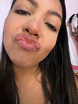 Snapshot of nicole_fisherr chatting on 22, 5, 2026 nicole fisherr online show from 22, 5, 2026