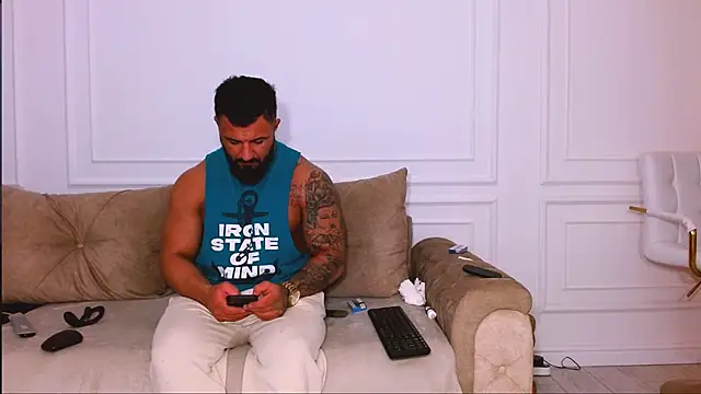 Snapshot of UrsuKing chatting on 18, 1, 2025 UrsuKing online show from 18, 1, 2025