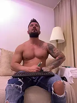 Snapshot of UrsuKing chatting on 21, 3, 2025 UrsuKing online show from 21, 3, 2025