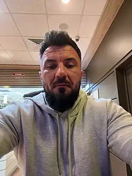 Snapshot of UrsuKing chatting on 20, 2, 2025 UrsuKing online show from 20, 2, 2025