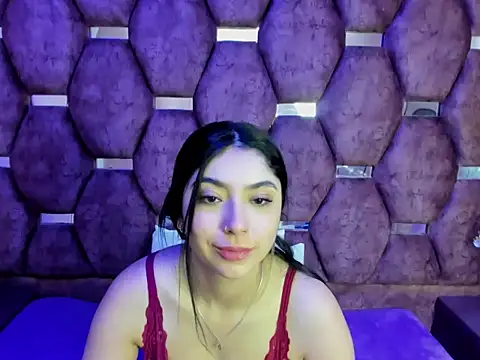 Lucy Anall  online show from 22, 5, 2026
