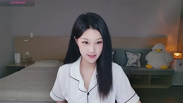 Snapshot of Lucky-baby chatting on 23, 9, 2025 Lucky-baby online show from 23, 9, 2025