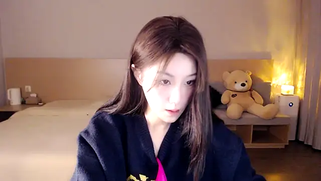 Snapshot of Lucky-baby chatting on 24, 12, 2024 Lucky-baby online show from 24, 12, 2024