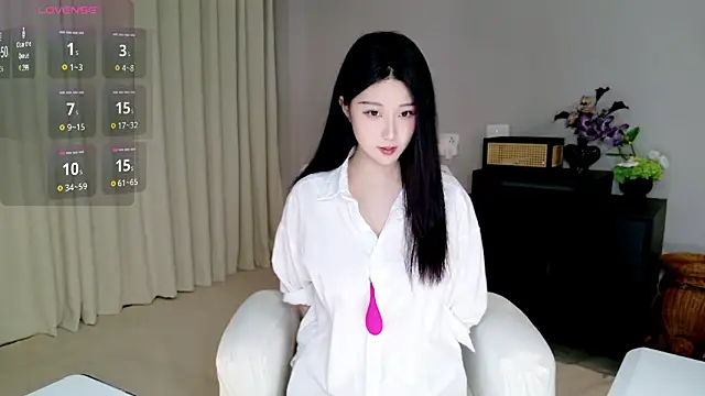 Snapshot of Lucky-baby chatting on 4, 5, 2026 Lucky-baby online show from 4, 5, 2026