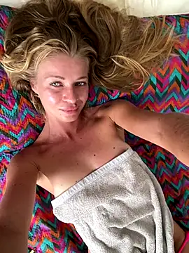 -OliWow- online show from 18, 12, 2025