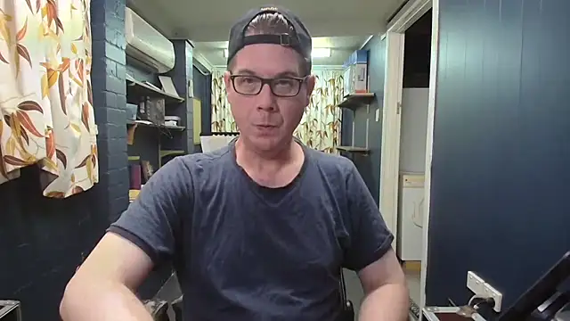 tilobinder online show from 15, 12, 2025