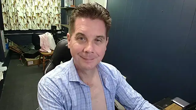 tilobinder online show from 11, 4, 2026