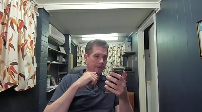 tilobinder online show from 13, 1, 2025