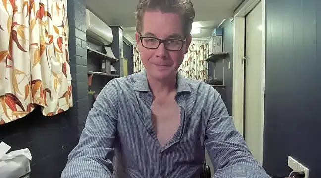 tilobinder online show from 6, 12, 2024