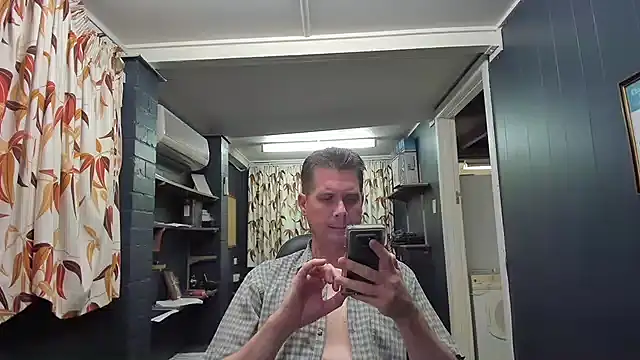 tilobinder online show from 17, 12, 2024