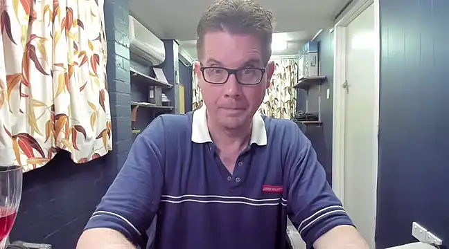 tilobinder online show from 15, 12, 2024