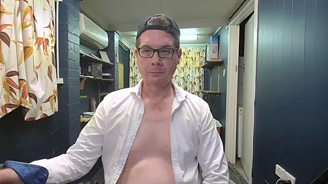 tilobinder online show from 9, 1, 2026