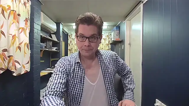 tilobinder online show from 14, 9, 2025