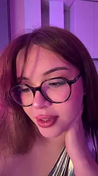 CutiePie3 online show from 10, 4, 2026