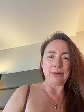 LouiseTswing online show from 2, 4, 2026